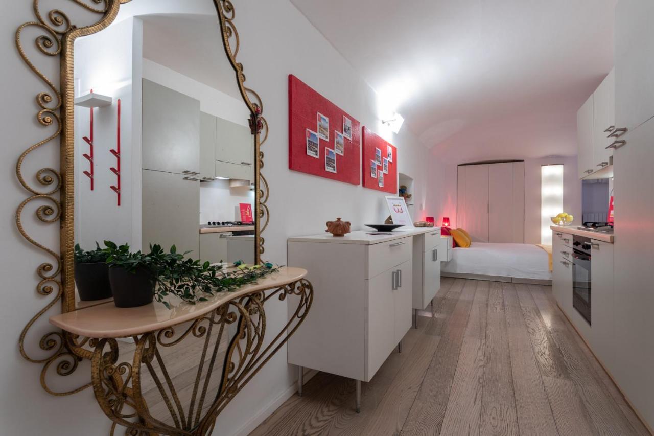 Red Studio Near Porta Nuova By Wonderful Italy Torino Exterior foto