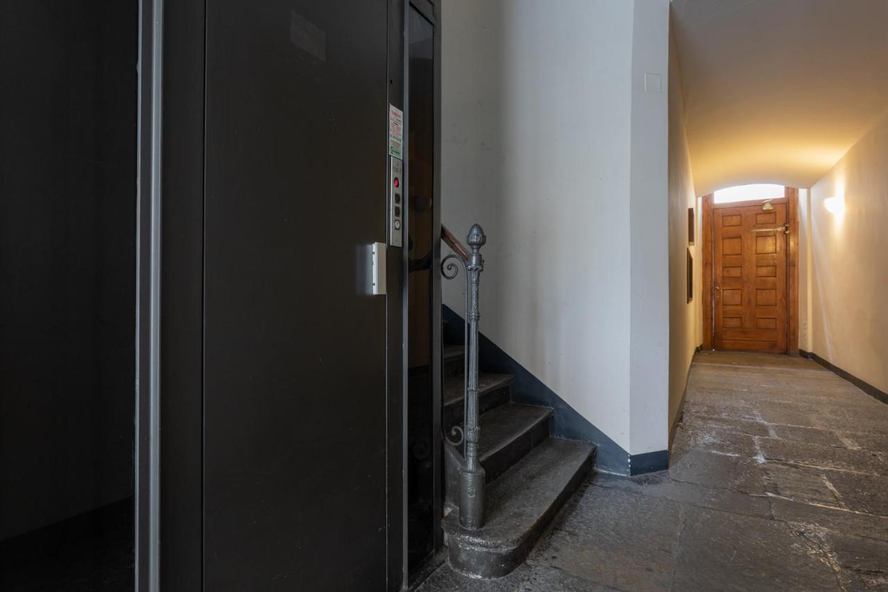 Red Studio Near Porta Nuova By Wonderful Italy Torino Exterior foto